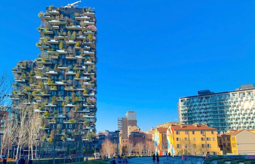 Sky * Milano